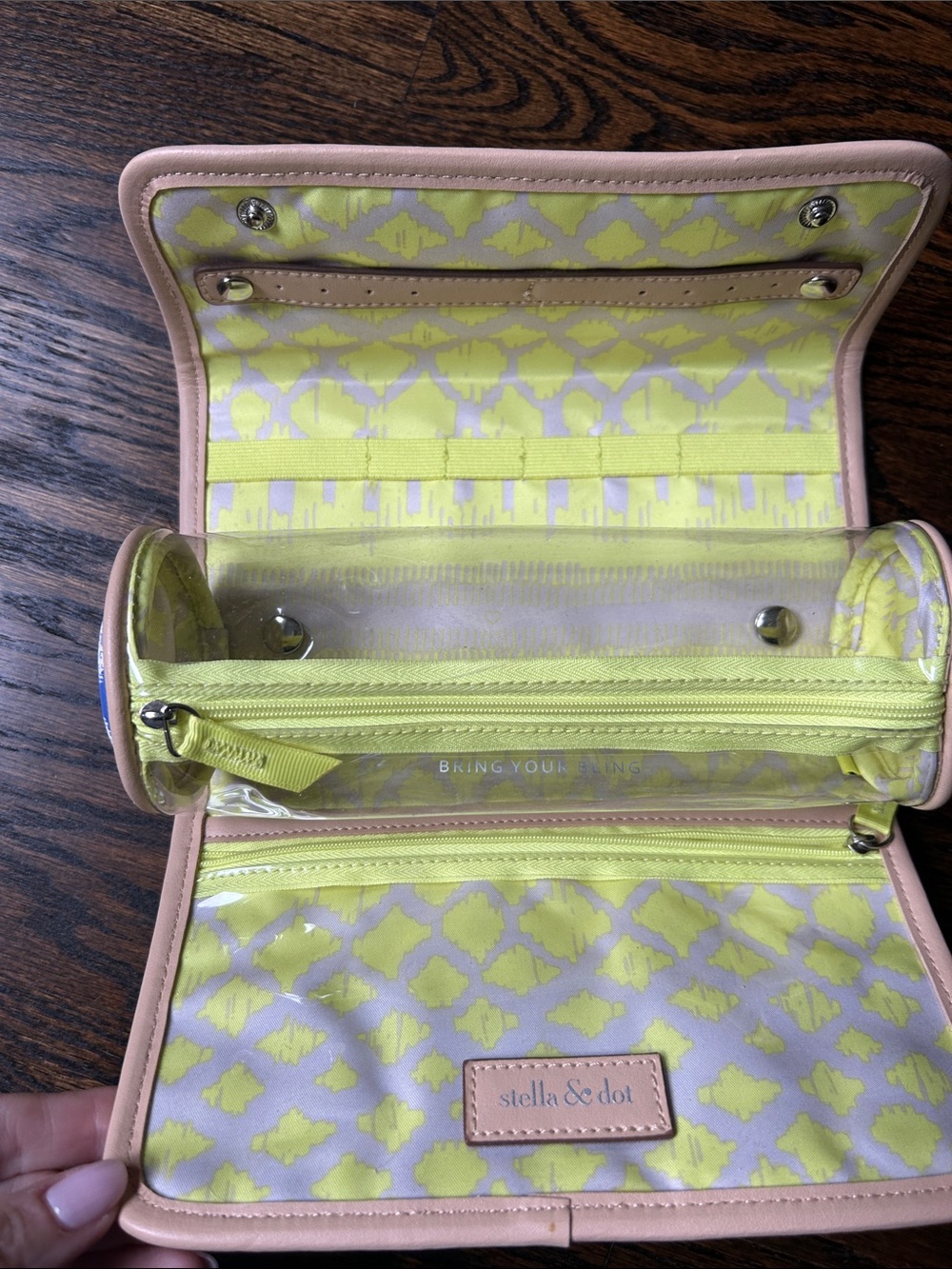 Stella & Dot Yellow Patterned Travel Jewelry Organizer with beige trim